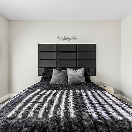 Art House Apartment คลาร์กส์วิลล์ ภายนอก รูปภาพ